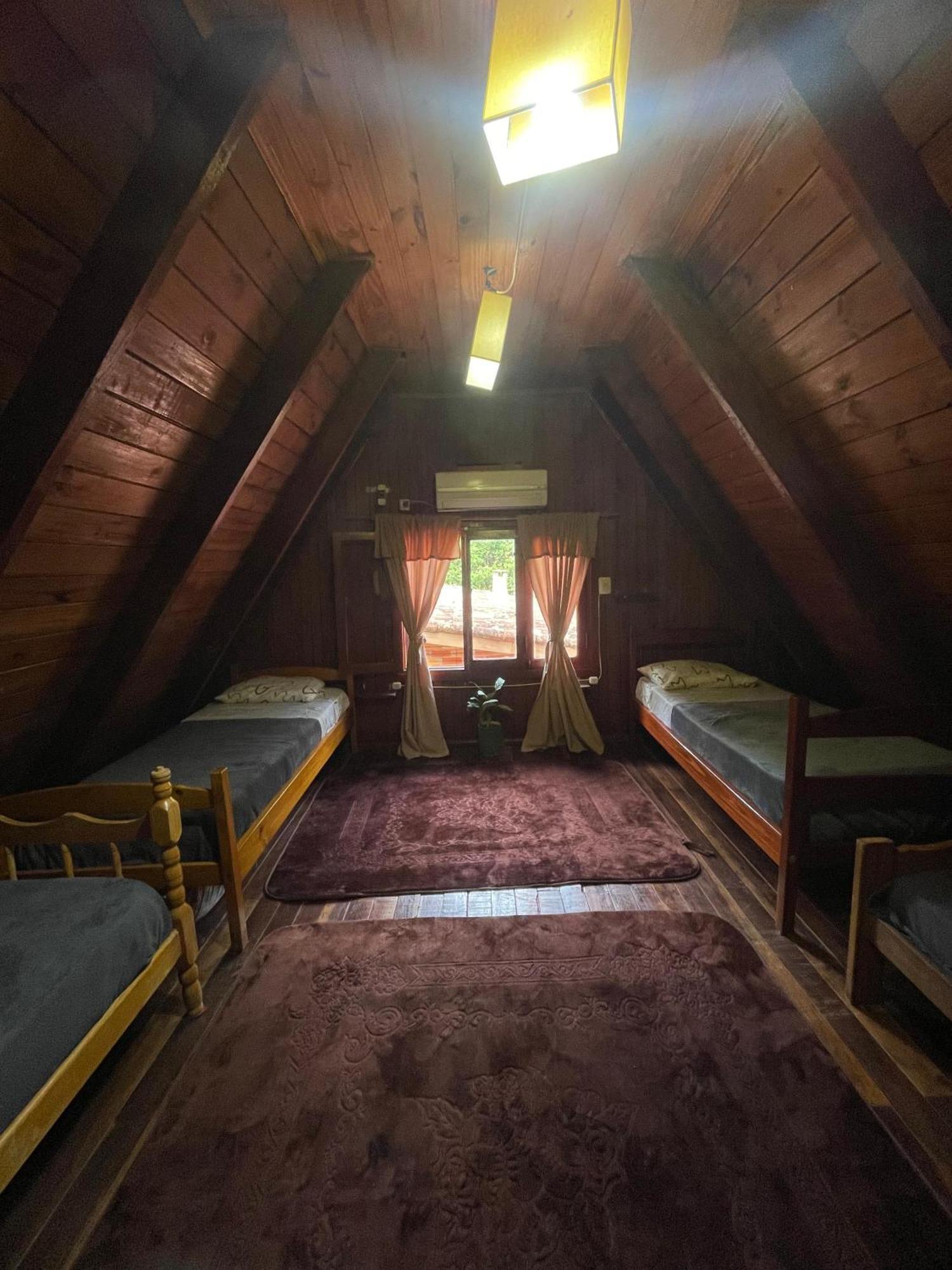 Bungalow Hostel Iguazu 푸에르토이과수 외부 사진